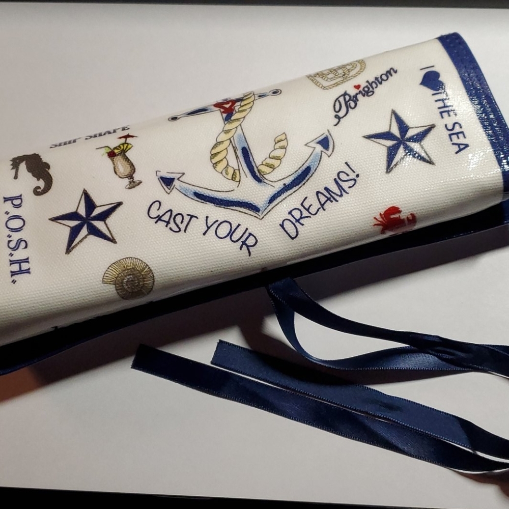 Jewelry roll